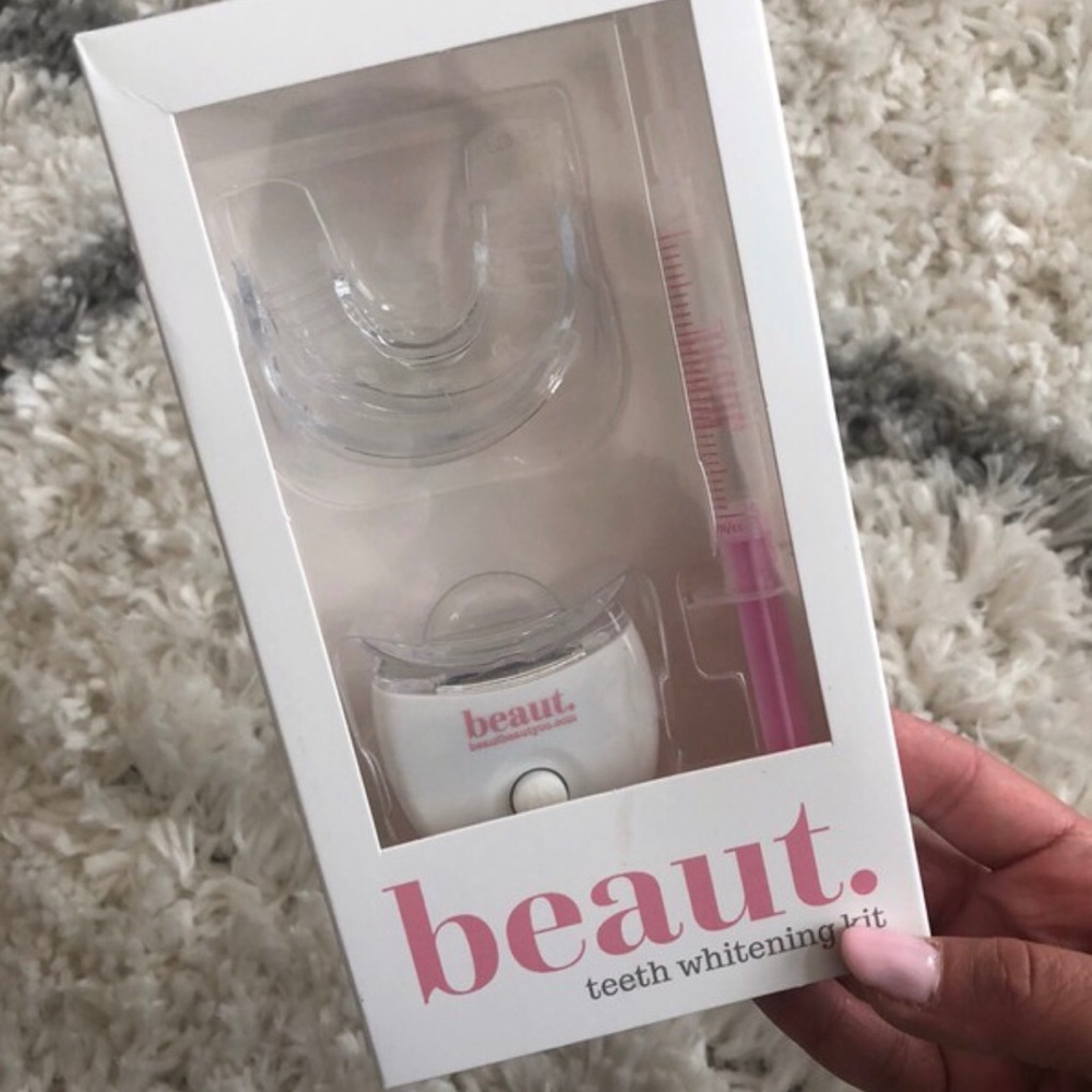 Beaut. Teeth whitening NEW ! 
package never open !